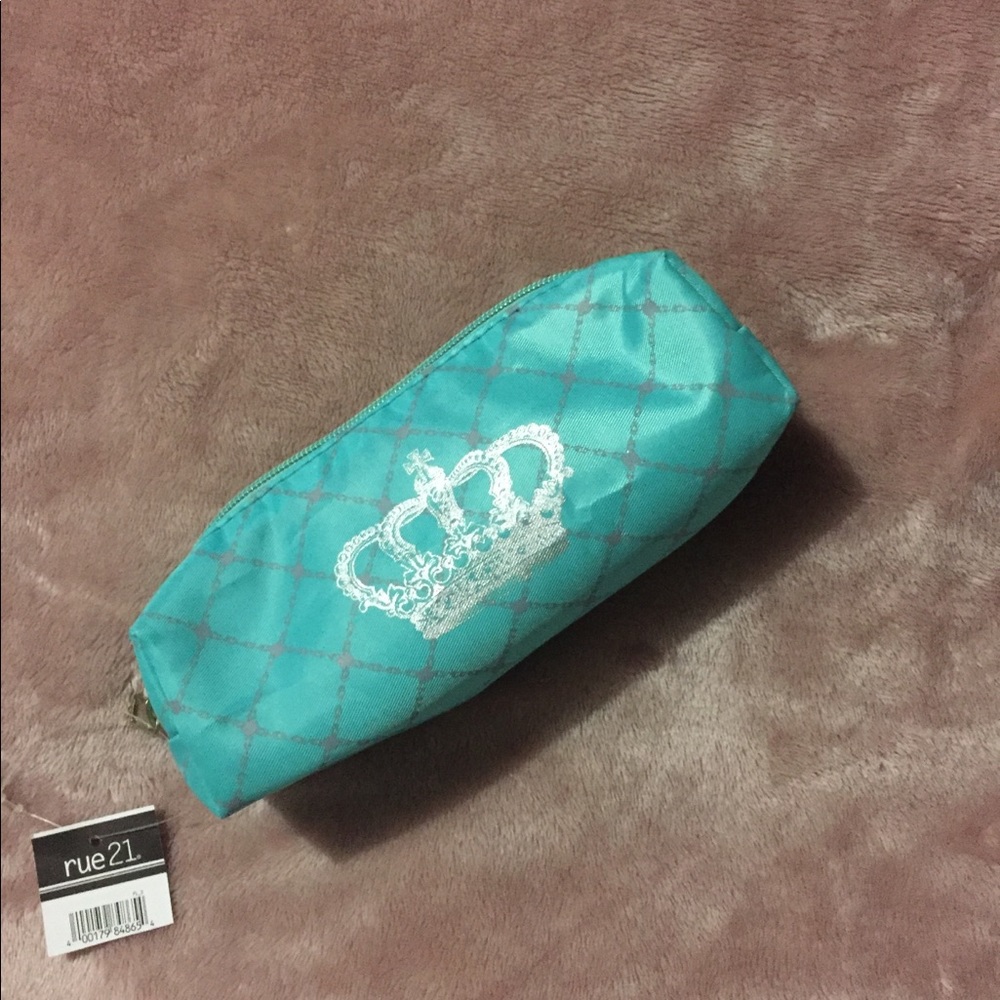 Makeup bag 🌟